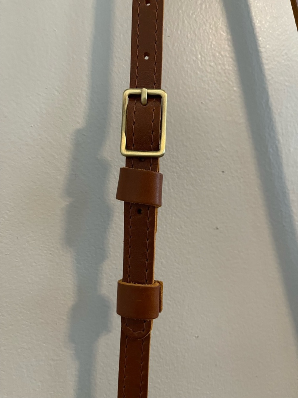 Portland Leather Honey Metro Crossbody Purse - Picture 6 of 7